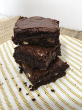Load image into Gallery viewer, Chocolate brownie cake bag
