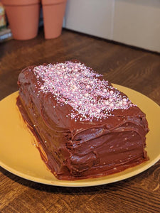 Chocolate fudge cake bag